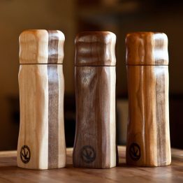 Gewürzmühlen aus Holz handgefertigt USA
